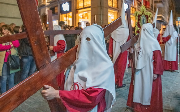 Brotherhood 2 Granada Nazarenes with crosses