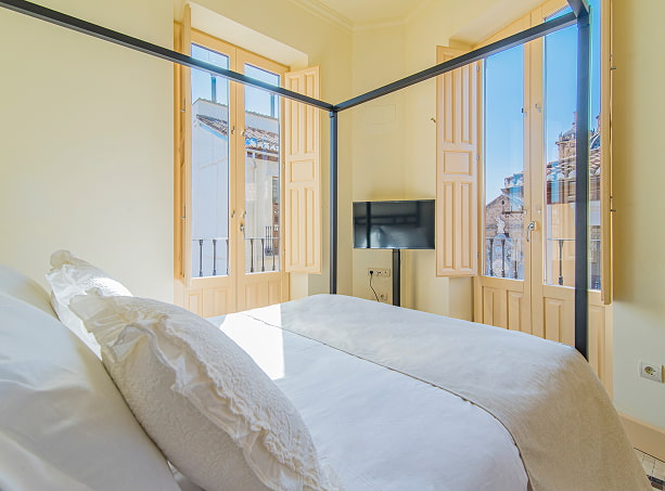 Mosaiko Homes Catedral Granada |  Suite Habitación del apartamento Suite de Mosaiko Homes Catedral Granada
