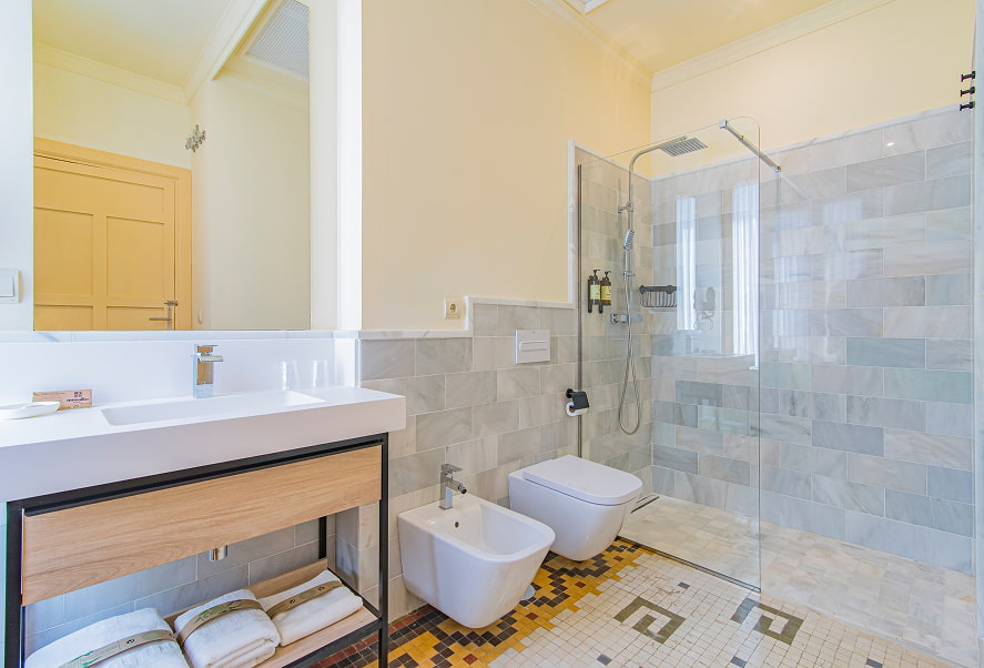 Apartamento Suite 6 Baño completo con ducha